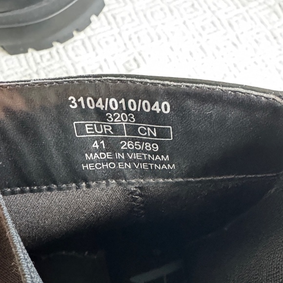 Zara Treaded Chelsea Black Boots Size 41 - Picture 13 of 15